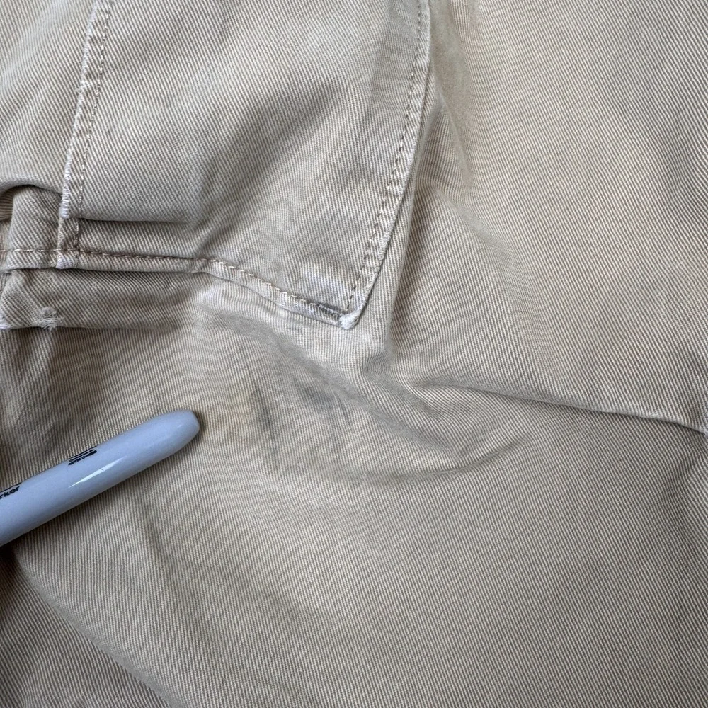Banana Republic brand banana